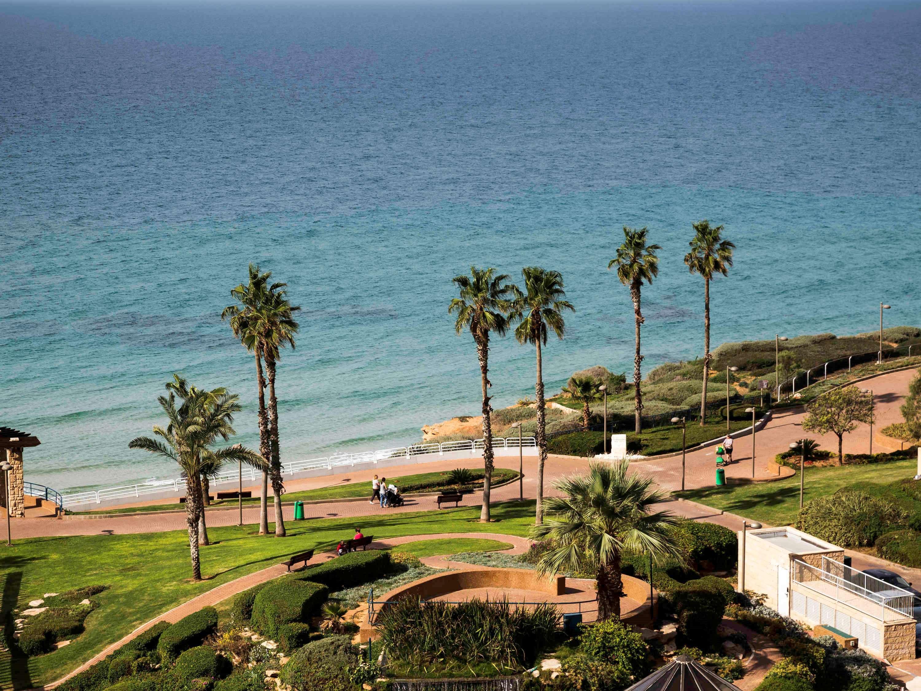 David Tower Hotel Netanya By Prima Hotels - 16 Years Plus ภายนอก รูปภาพ View of the Mediterranean Sea from the campus