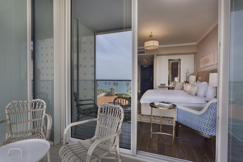 David Tower Hotel Netanya By Prima Hotels - 16 Years Plus ภายนอก รูปภาพ A bedroom at the Four Seasons Hotel