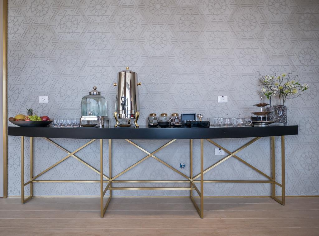 David Tower Hotel Netanya By Prima Hotels - 16 Years Plus ภายนอก รูปภาพ A buffet table