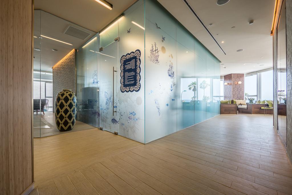 David Tower Hotel Netanya By Prima Hotels - 16 Years Plus ภายนอก รูปภาพ Interior of the Embassy of the Republic of Korea in the Philippines