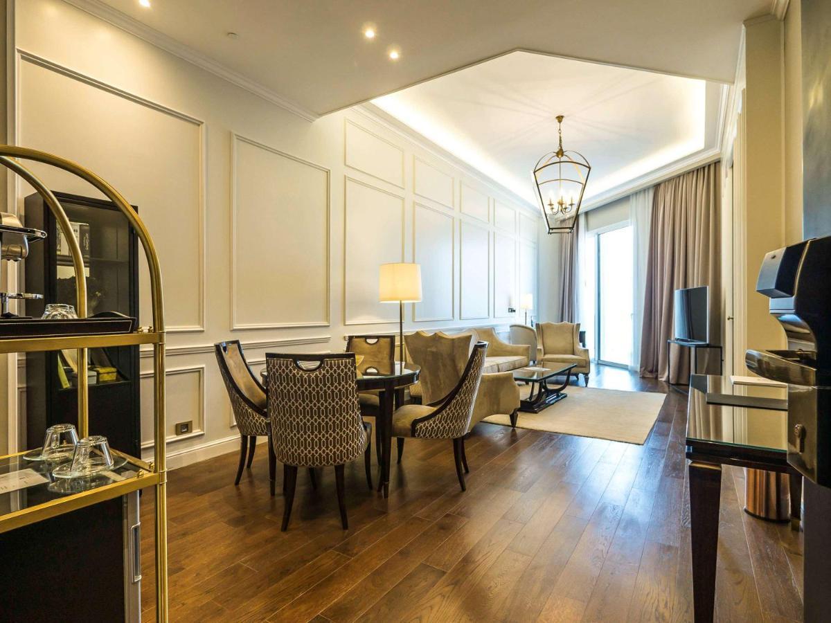 David Tower Hotel Netanya By Prima Hotels - 16 Years Plus ภายนอก รูปภาพ A living room in a suite at the hotel
